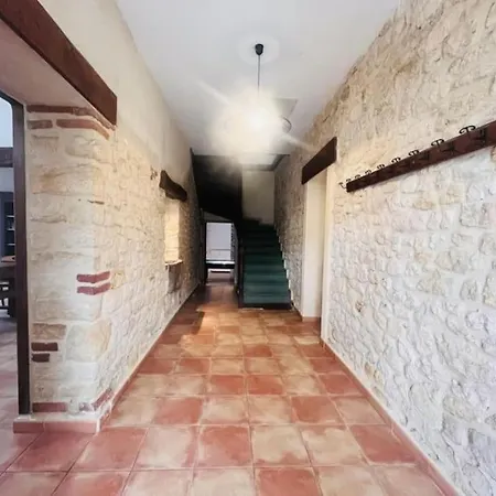 Holiday home Domaine Sarromas *